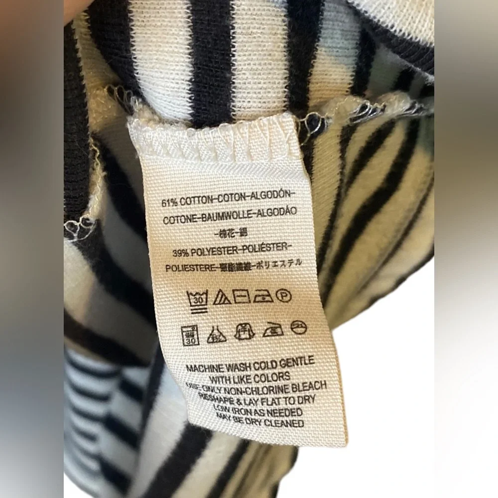 Free People | Medium black and white striped babydoll Jojo tee‎